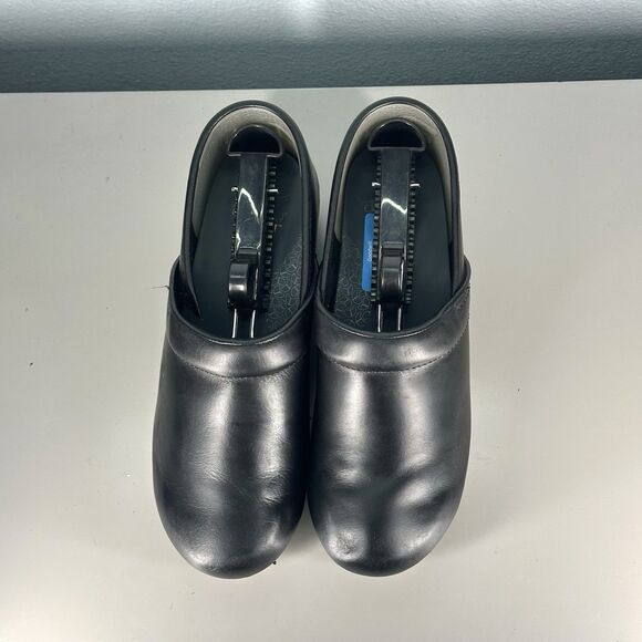 Dansko XP 2.0 Women's Clog  Waterproof Pull Up Size 40 Black US 9.5-10 - Picture 4 of 15